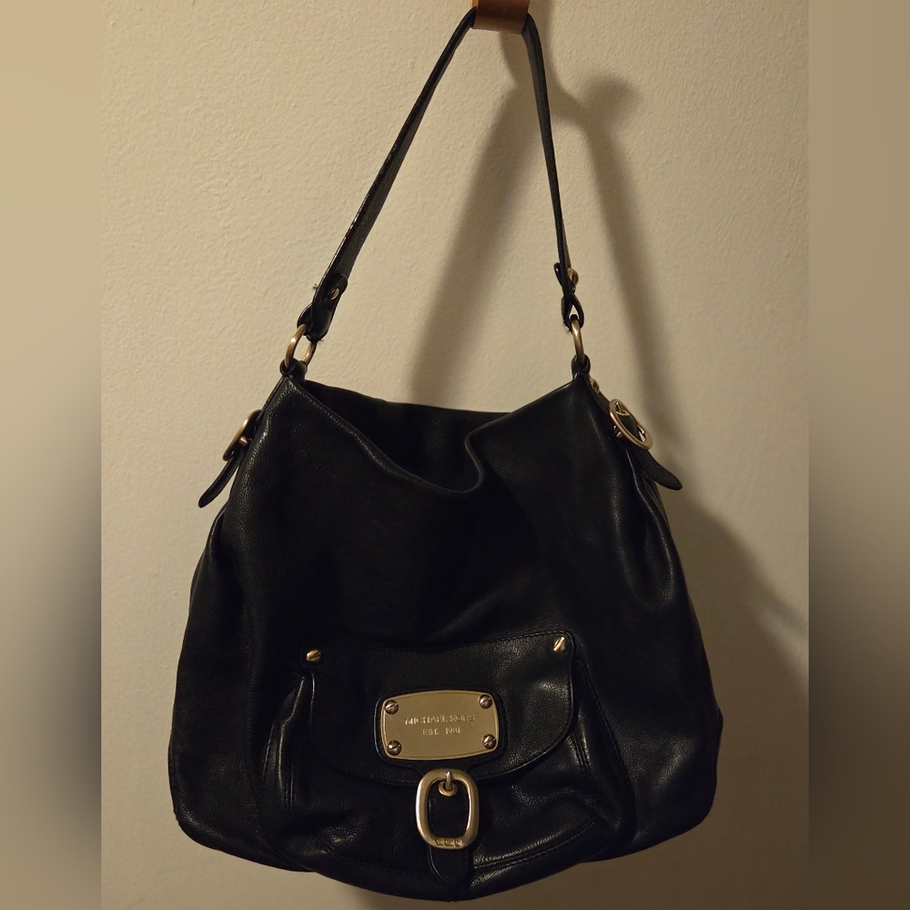 Michael Kors Black and Gold Shoulder Bag with Glossy Finish All Leather.